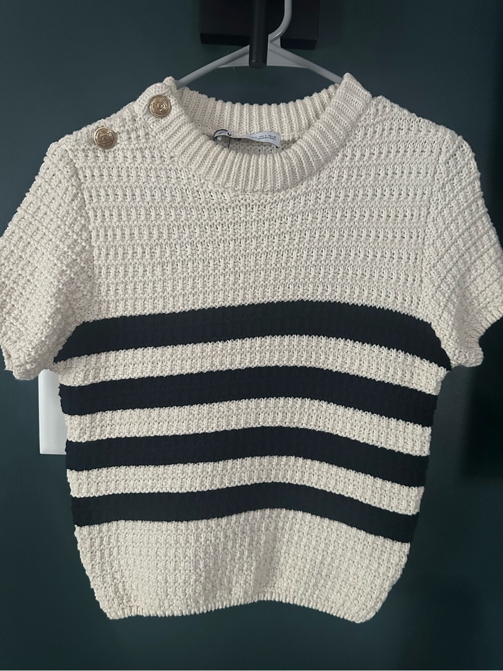 Zara Cream and Black Striped Knit Short-Sleeve Sweater w Gold Botton Detail Sz S